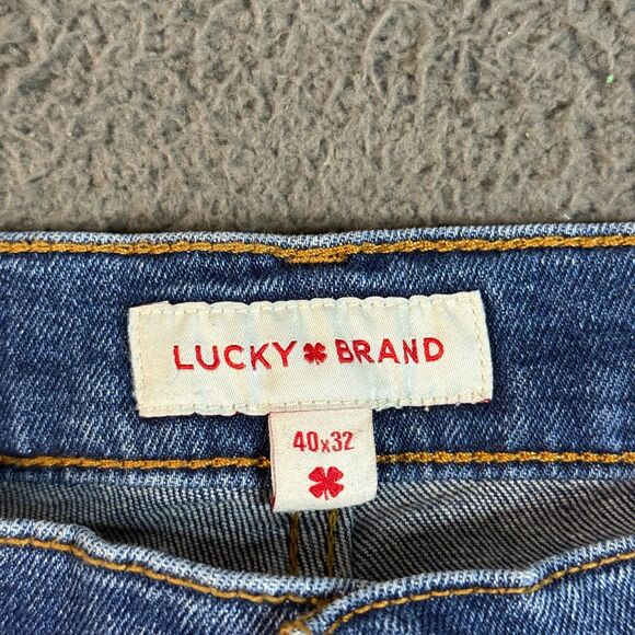 Lucky Brand Jeans Mens 40x32 Blue 410 Athletic Straight Stretch Dark Wash Denim - Picture 3 of 16